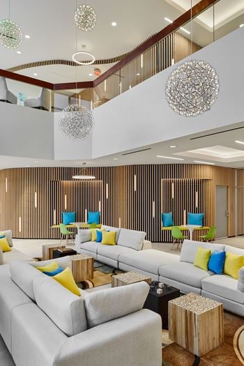 Social lounge