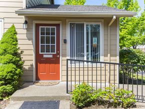 Gresham apartment for rent - the front of a house with a red door