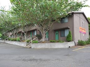 Lincoln City apartment for rent - Cedar Crest exterior
