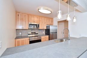 Lake Oswego apartment for rent - Ridge at Mtn Park kitchen