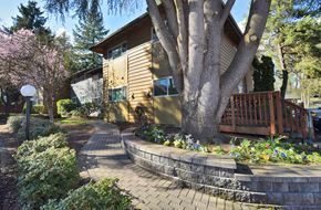 Beaverton apartment for rent - Birnam West exterior
