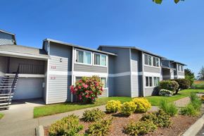Hillsboro apartment for rent - our apartments offer a spacious living room with a fireplace