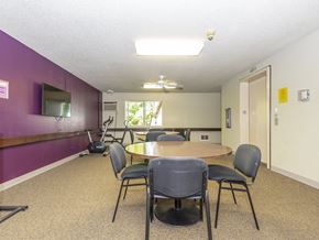 Corvallis apartment for rent - Glenwood Manor community room