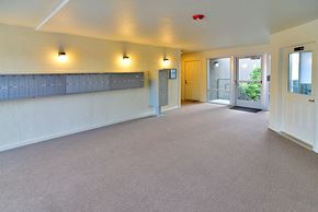Millbrae apartment for rent - Dolores Lia, Front entrance, Atrium