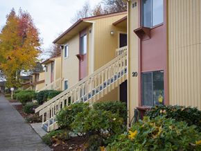 Dallas apartment for rent - Countrywood Manor exterior