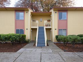 Dallas apartment for rent - Countrywood Manor exterior