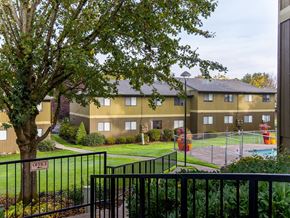 Tigard apartment for rent - Greenfield Village Exterior