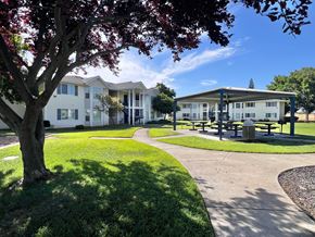 Red Bluff apartment for rent - Meadow Vista Exterior