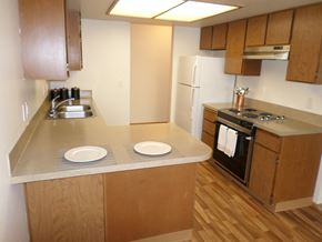 Tigard apartment for rent - Wellington Estates kitchen