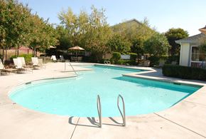 Sacramento apartment for rent - Tuscaro Pool