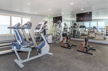 24/7 Fitness center