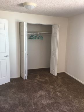 Meridian apartment for rent - Meridian Park bedroom closet