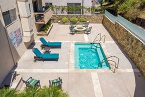 Los Angeles apartment for rent - Apartments in West Los Angeles, CA Del Rio pool deck