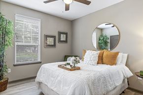 Woodlands apartment for rent - The Woodlands Lodge Apartments in The Woodlands, Texas