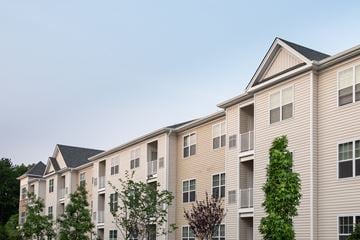 Lakewood apartment for rent - Hampshire Crossing