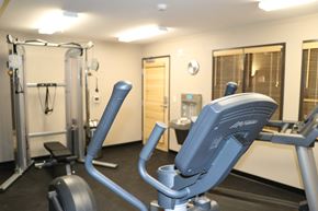 St Michael apartment for rent - a gym with a lot of equipment in it