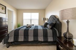 Farmington townhouse for rent - Bedroom with cozy bed at Hathaway Meadows, Farmington, NY, 14425
