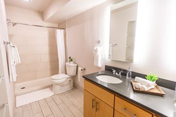 Ceramic tile bath surround