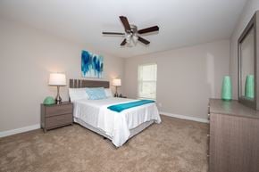 Newport News apartment for rent - Large bedroom with ceiling fan that is big enough for a king size bed