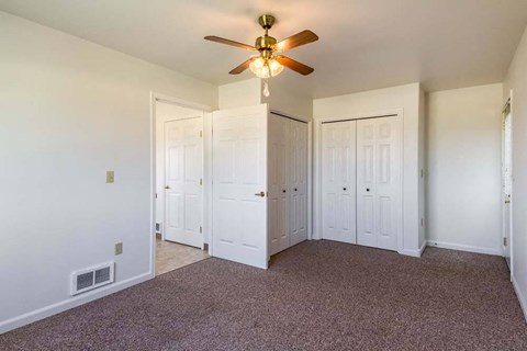 Floor plan for 1 bed, 1 bath, 700 sqft