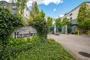 Portland apartment for rent - Hazelwood Entrance Sign