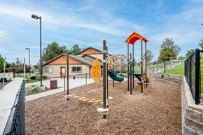 Madras apartment for rent - the preserve at ballantyne commons park playground