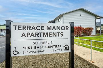 Sutherlin apartment for rent - Terrace Manor Apartments is located at 1051 East Central.