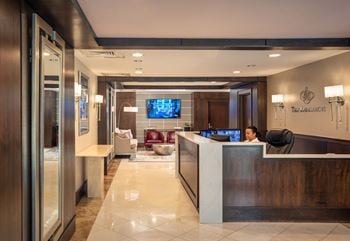 24 Hour professional concierge staff