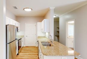 Billerica apartment for rent - Two bedroom apartment with granite counters and stainless appliances