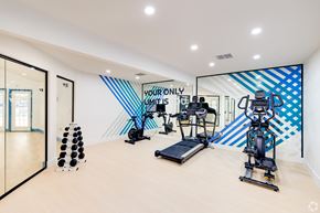 Naples apartment for rent - Gym at Aqua Bay Apartments in Naples, FL 34116