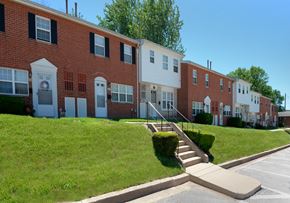 Baltimore apartment for rent - Exterior view of property at Colony Hill Apartments & Townhomes, Maryland