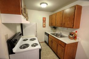 Middleton apartment for rent - a kitchen with a stove refrigerator and sink
