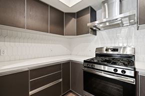 Los Angeles apartment for rent - Kitchen with Energy-Efficient Stove
