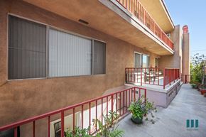 Los Angeles apartment for rent - Back Exterior of Dorothy Blaze