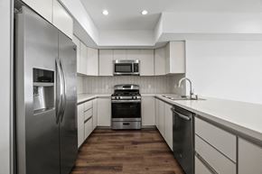 Los Angeles apartment for rent - Kitchen with Energy-Efficient Refrigerator, Stove, Microwave Oven, and Dishwasher