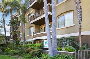 Los Angeles apartment for rent - Exterior of Barrington Santa Monica by Wiseman