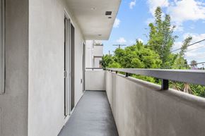 Los Angeles apartment for rent - Balcony Terrace