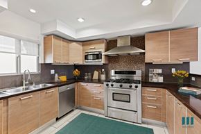 Los Angeles apartment for rent - Full-Size Kitchen with Energy-Effcient Appliances and Ample Cabinet Storage