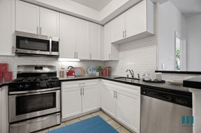 Los Angeles apartment for rent - Kitchen with Stainless-Steel Dishwasher, Stove, and Microwave Oven
