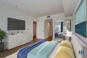 Los Angeles apartment for rent - Large-Size Bedroom with Mirrored Closet, Bathroom, and Vinyl Flooring