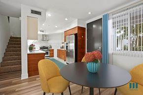 Glendale apartment for rent - Townhome-Style Unit with Full-Size Kitchen and Dining Area