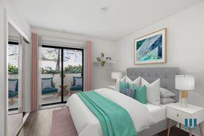 Los Angeles apartment for rent - Bedroom with Mirrored Closet and Patio