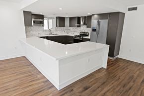 Los Angeles apartment for rent - Open-Concept Kitchen with Lots of Counter Space