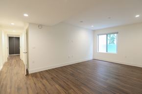 Los Angeles apartment for rent - Large-Size Bedroom with Recessed Lighting, Vinyl Flooring, and Windows