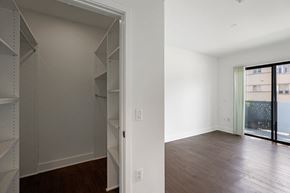 Los Angeles apartment for rent - Bedroom with Walk-In Closet