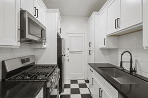Los Angeles apartment for rent - Kitchen with Energy-Efficient Appliances and Ample Cabinet Space
