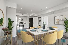 Los Angeles apartment for rent - Open-Concept Kitchen and Dining Room with In-Suite Washer & Dryer