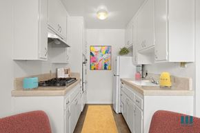 Los Angeles apartment for rent - Kitchen with a Refrigerator, Range Stovetop, and Oven
