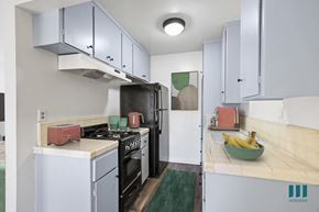 Los Angeles apartment for rent - Kitchen with Refrigerator and Stove