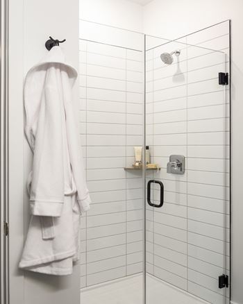 Shower with glass enclosure*